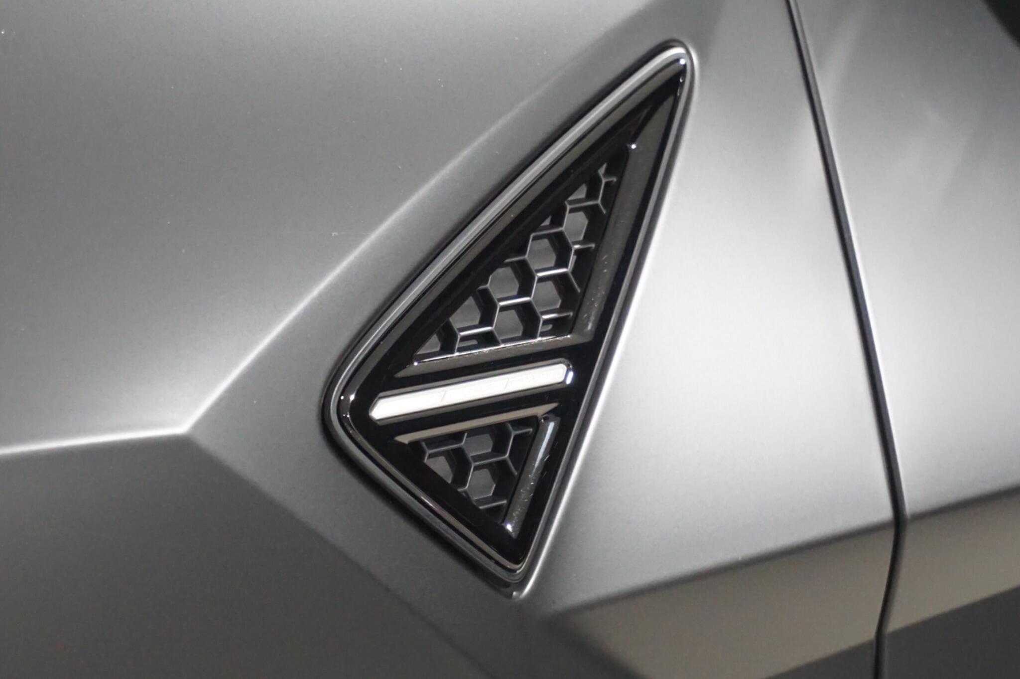 Lamborghini Urus 4.0 V8 BiTurbo SUV 5dr Petrol Auto 4WD Euro 6 (650 ps)